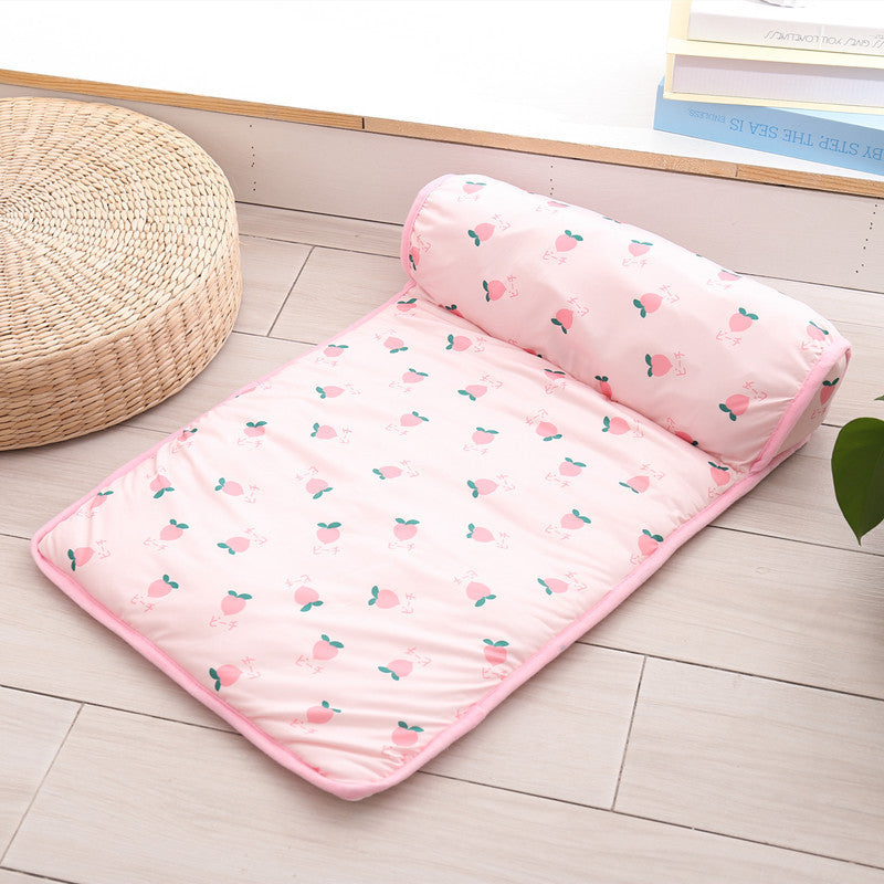 Tapis Fraîcheur en Soie de Glace pour Animaux - Design Fruit