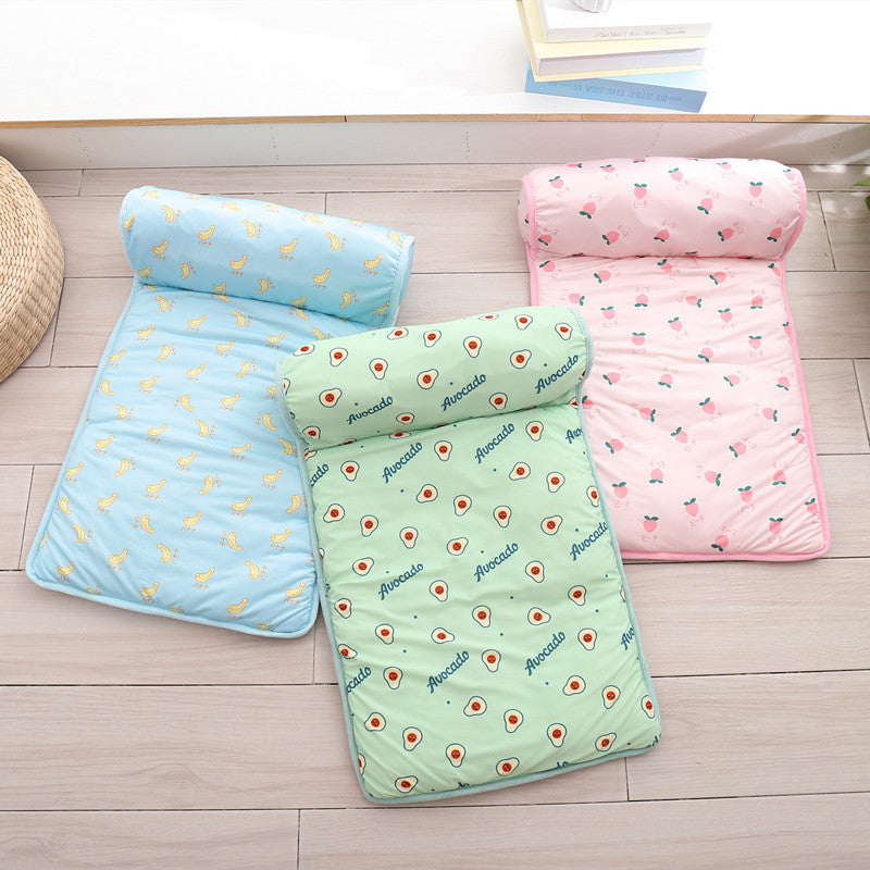 Tapis Fraîcheur en Soie de Glace pour Animaux - Design Fruit